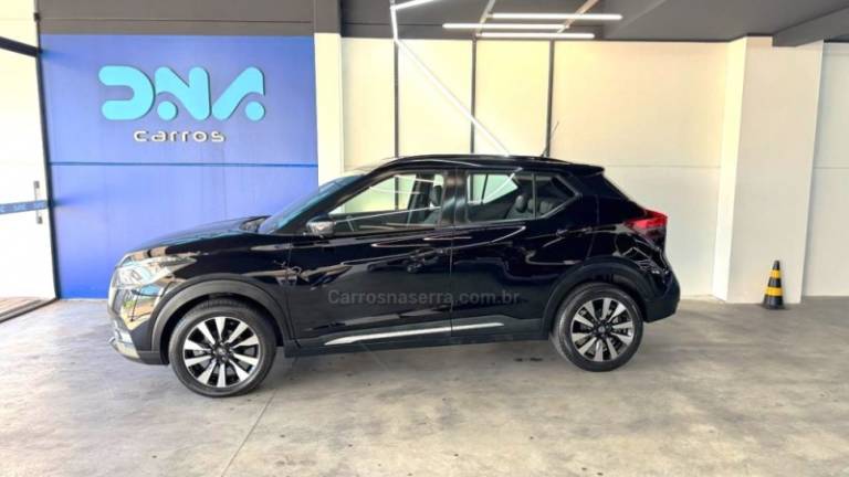NISSAN - KICKS - 2017/2017 - Preta - R$ 86.900,00